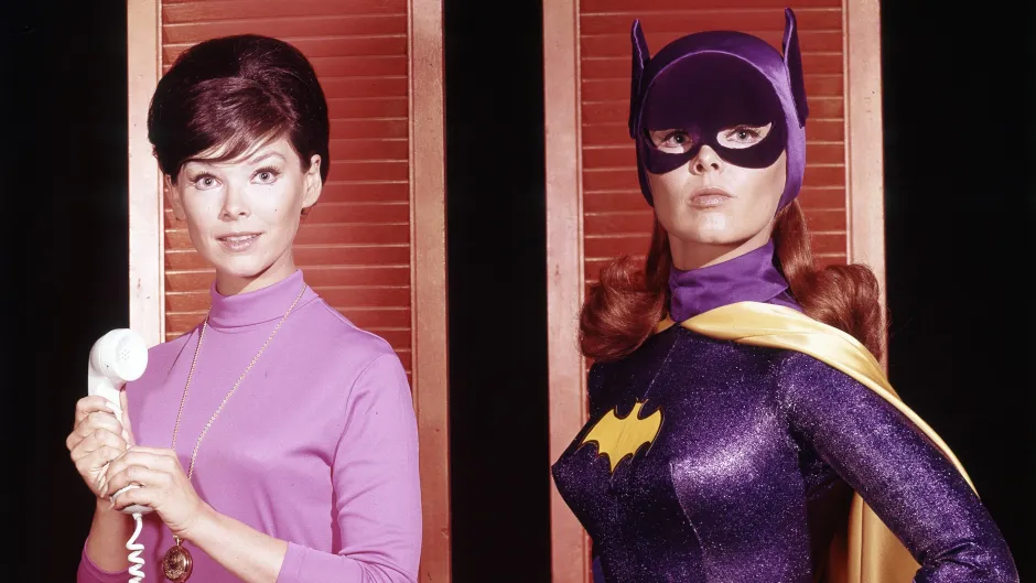yvonne-craig-with-batgirl